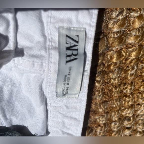 Zara relaxed denim white jeans great condition - Picture 5 of 8